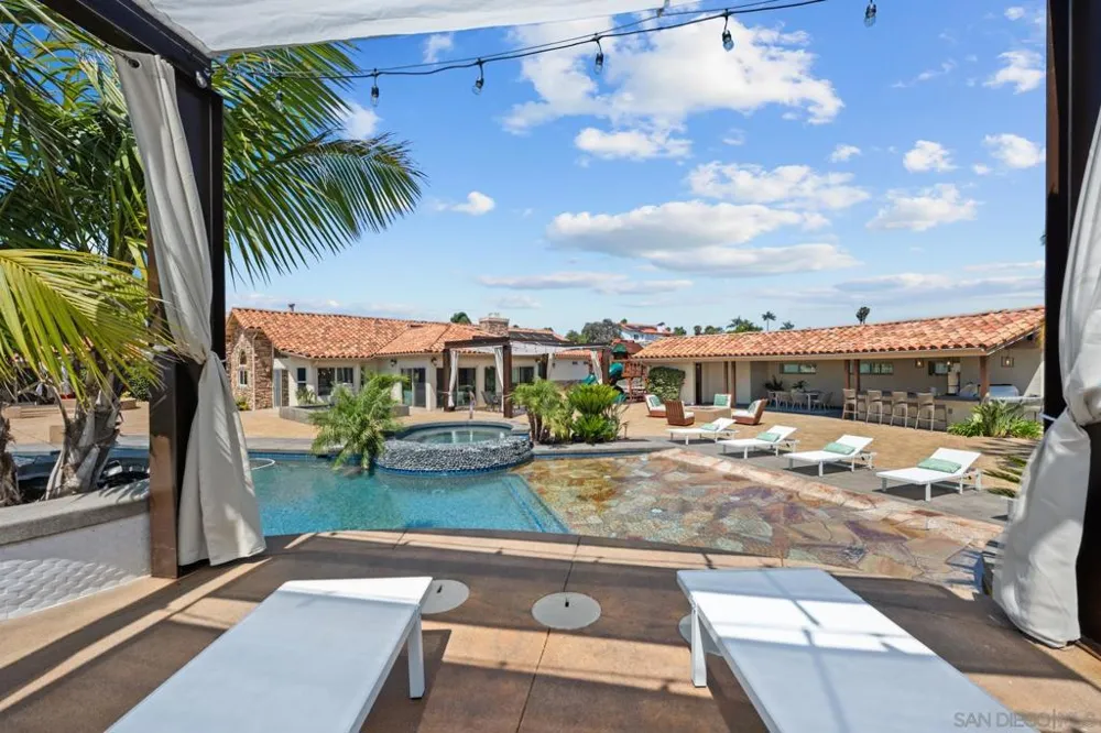 1541 Country Vistas Bonita, CA 91902