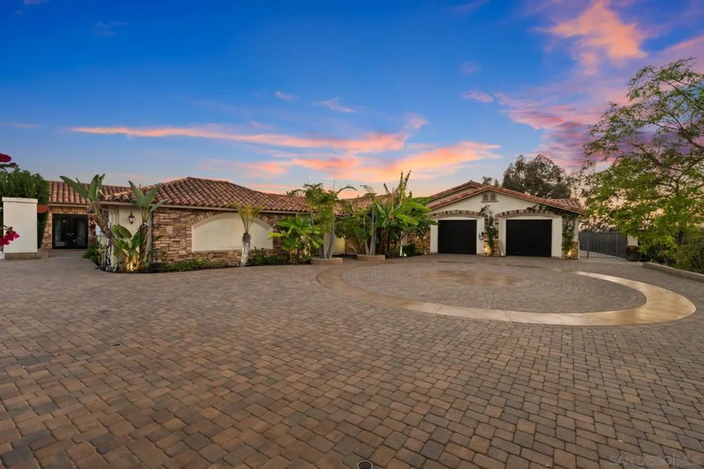 1541 Country Vistas Bonita, CA 91902
