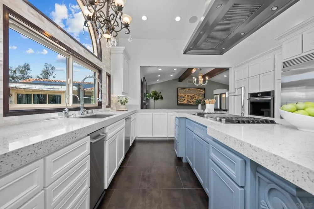 1541 Country Vistas Bonita, CA 91902