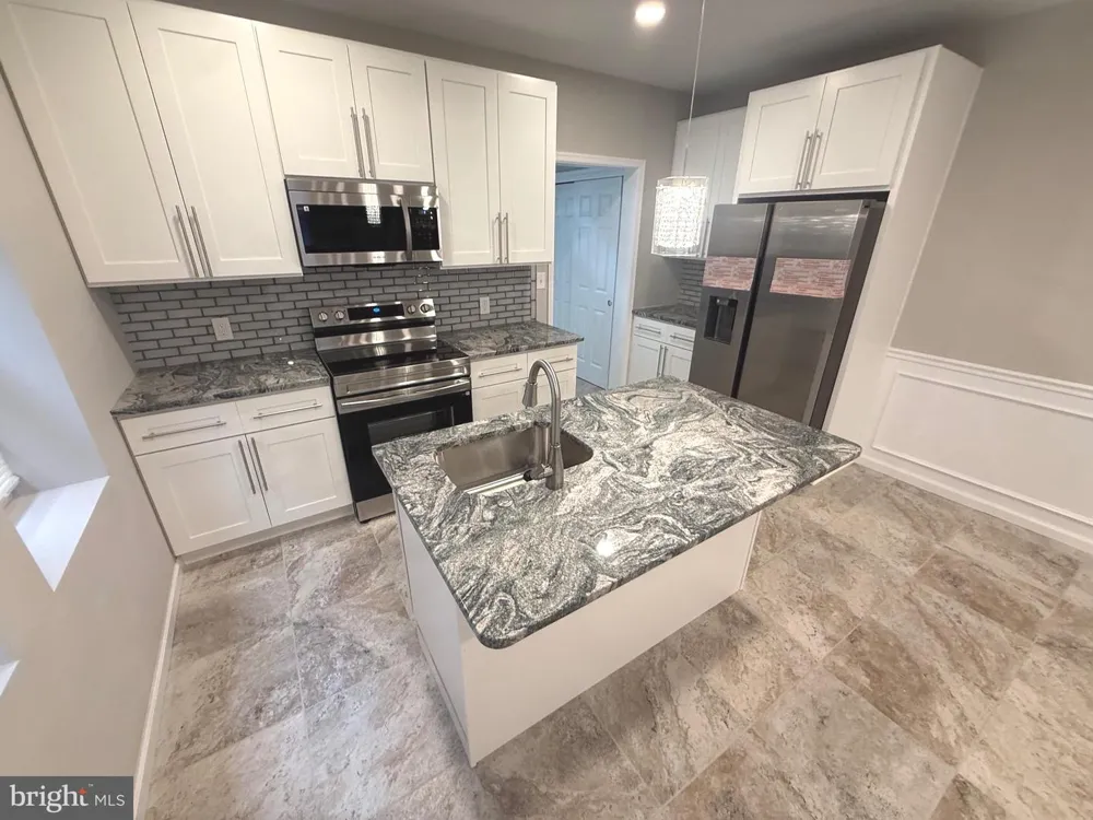 5946 CAMAC STREET Philadelphia, PA 19141