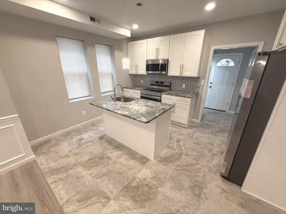 5946 CAMAC STREET Philadelphia, PA 19141
