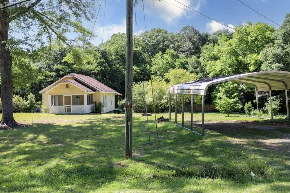 1186 E Tugalo Street Toccoa, GA 30577