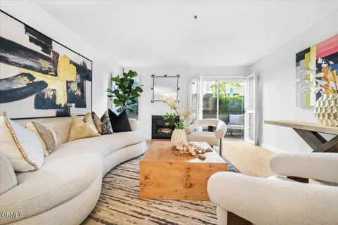 961 E California Boulevard #109