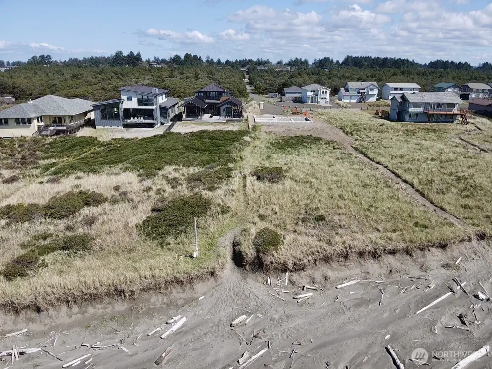 1005 Sand Castle Lane Westport, WA 98595