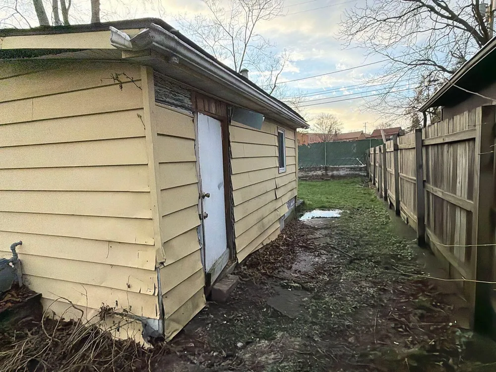 46 Oriole Road Pontiac, MI 48341