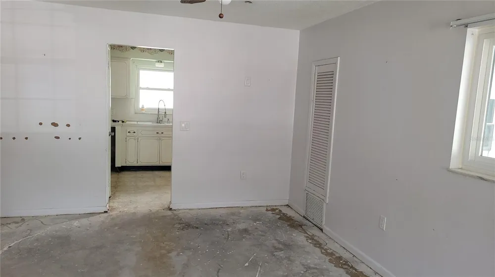 9850 LILY STREET #117 Pinellas Park, FL 33782