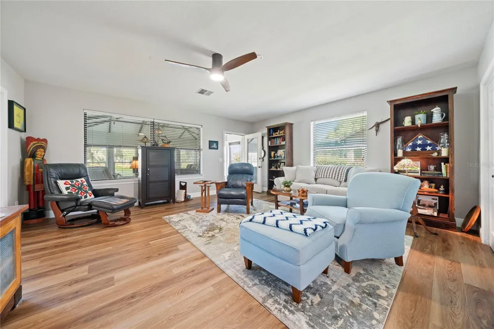 6219 HUNTINGTON DRIVE Zephyrhills, FL 33542