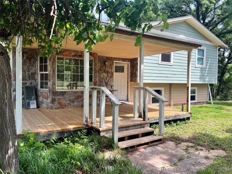 7604 Clear Creek