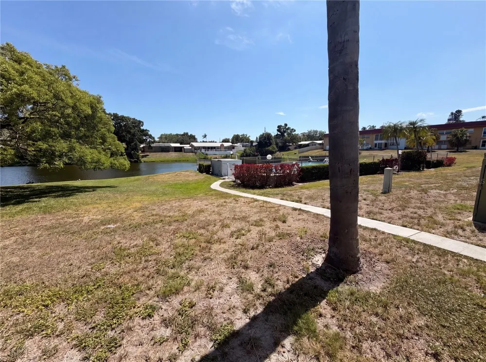 1303 S HERCULES AVENUE #6 Clearwater, FL 33764