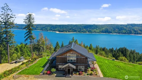 161 NE Belfair View Road