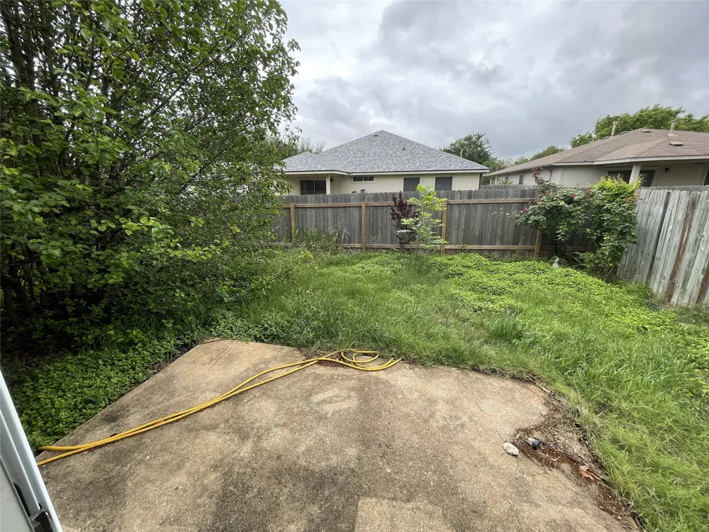 110 Brentwood Drive Leander, TX 78641