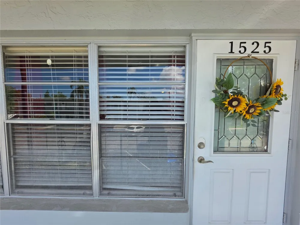 4325 58TH WAY #1525 Kenneth City, FL 33709