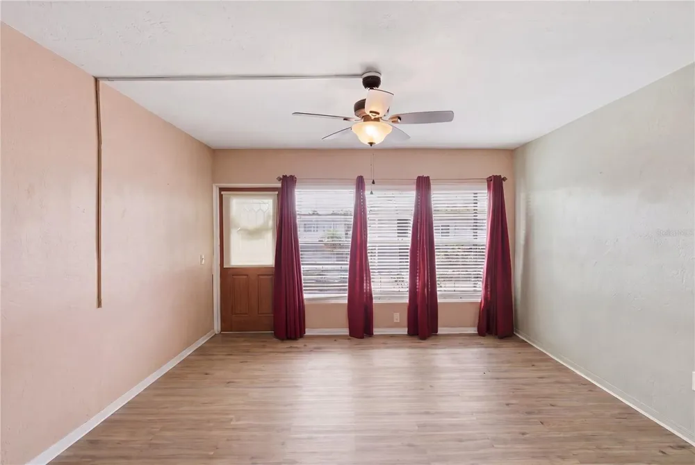 4325 58TH WAY #1525 Kenneth City, FL 33709