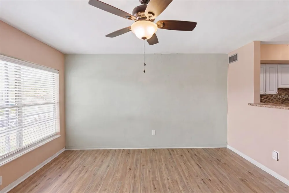 4325 58TH WAY #1525 Kenneth City, FL 33709