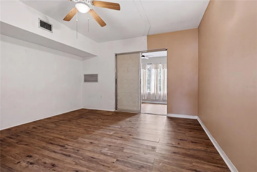 4325 58TH WAY #1525 Kenneth City, FL 33709
