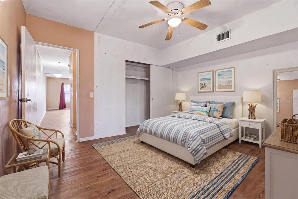 4325 58TH WAY #1525 Kenneth City, FL 33709