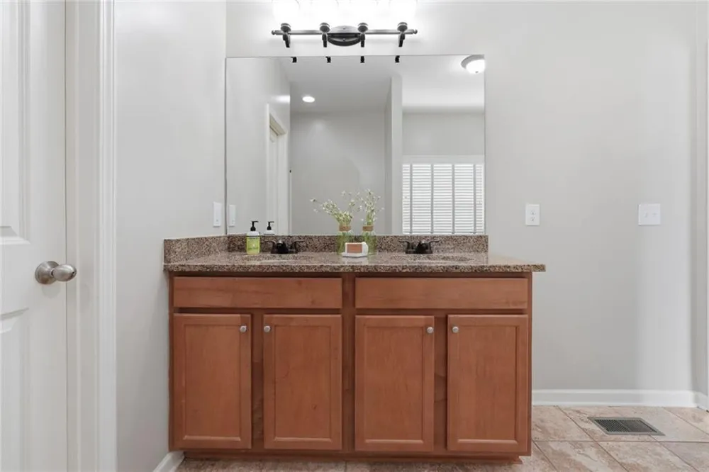 35 Etowah Drive Cartersville, GA 30120