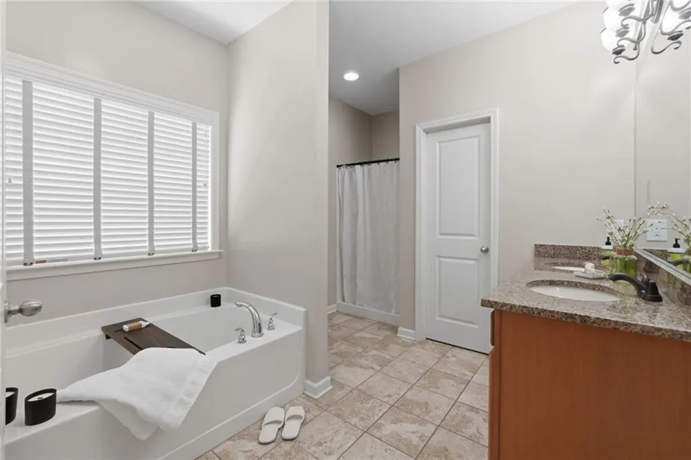 35 Etowah Drive Cartersville, GA 30120