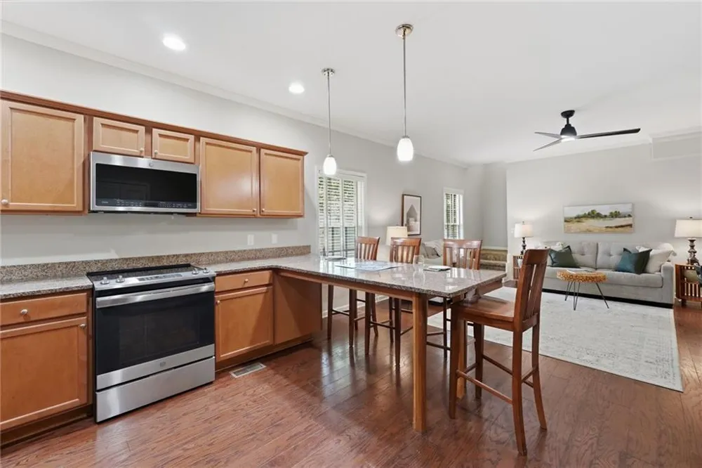 35 Etowah Drive Cartersville, GA 30120