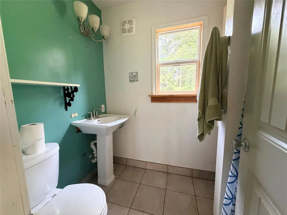 345 Private Road 8512 Warren, TX 77624
