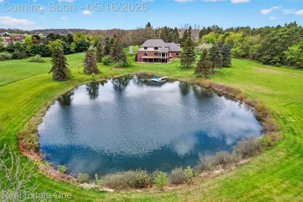 60675 Pontiac Trail Lyon Charter Township, MI 48165