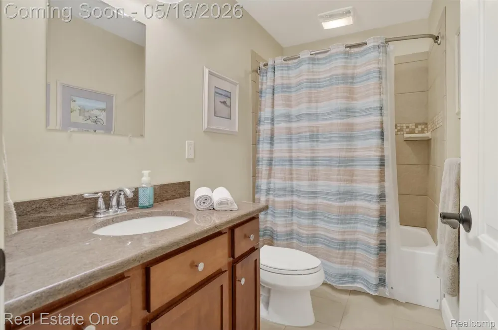60675 Pontiac Trail Lyon Charter Township, MI 48165