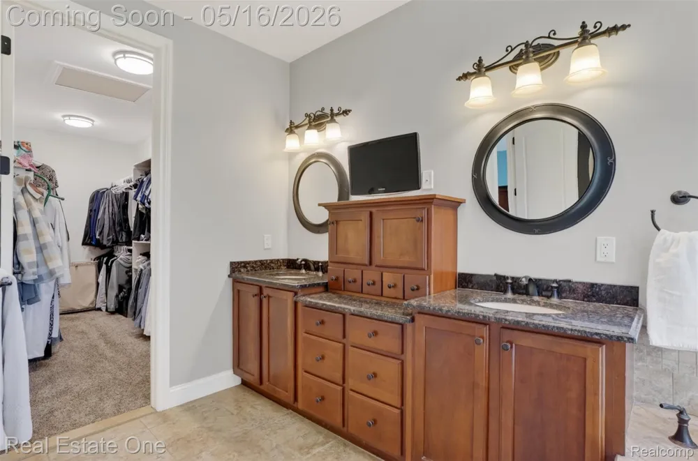 60675 Pontiac Trail Lyon Charter Township, MI 48165