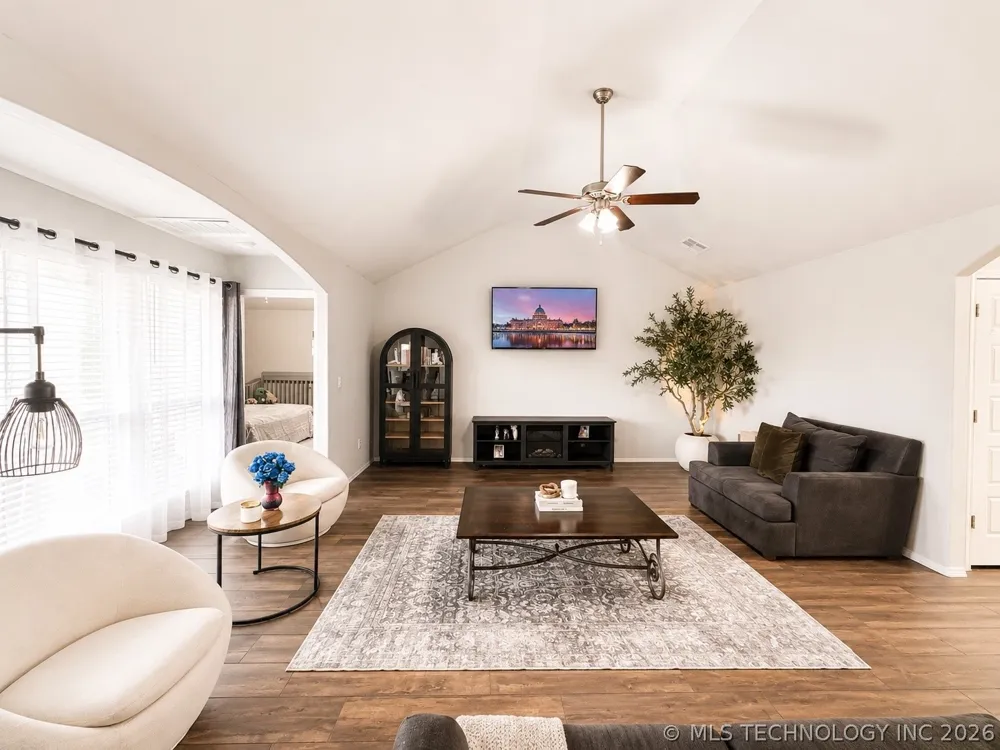 3509 E SANDUSKY STREET Broken Arrow, OK 74014