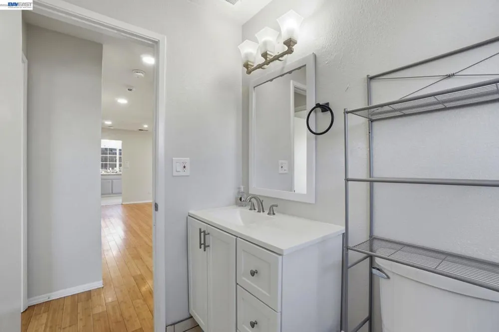 1087 Jensen Dr Pittsburg, CA 94565