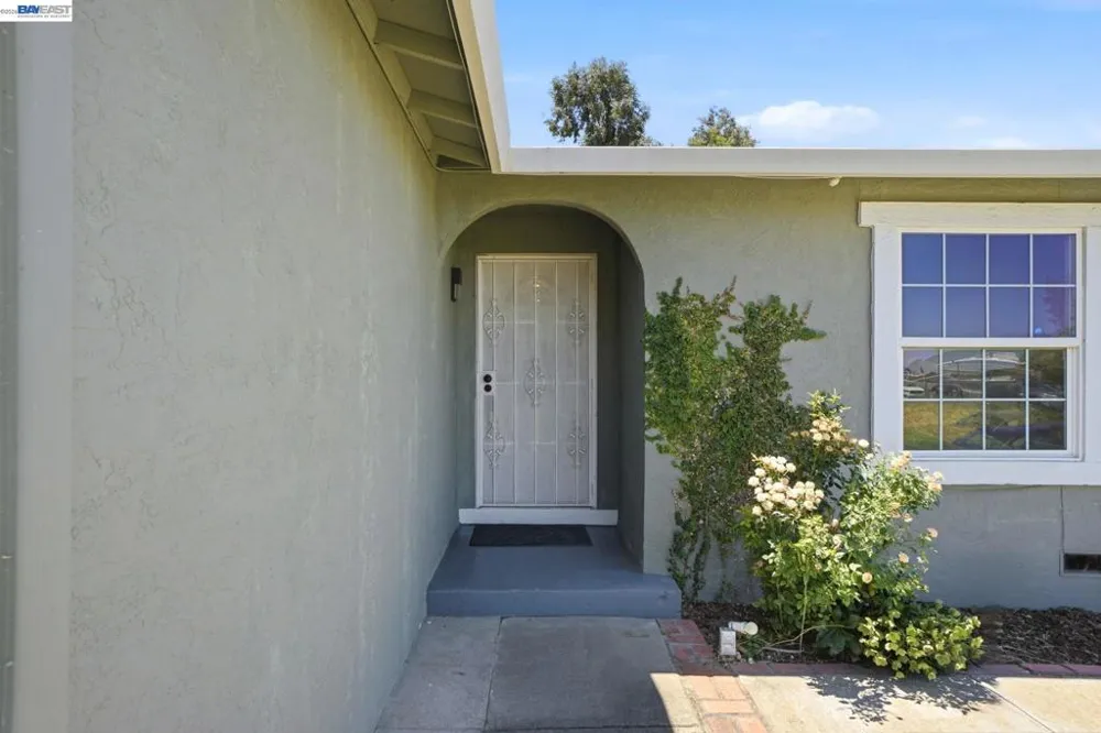 1087 Jensen Dr Pittsburg, CA 94565