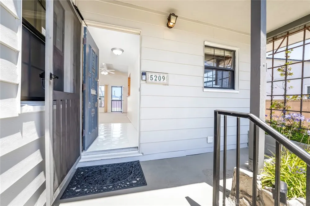 5209 Sepulveda Torrance, CA 90505
