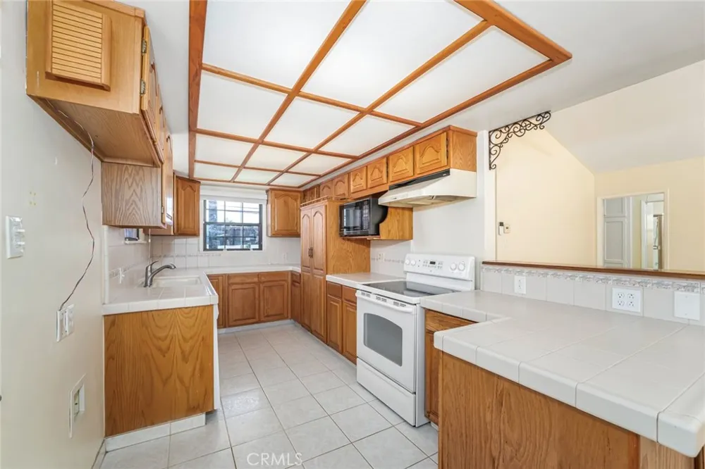 5209 Sepulveda Torrance, CA 90505