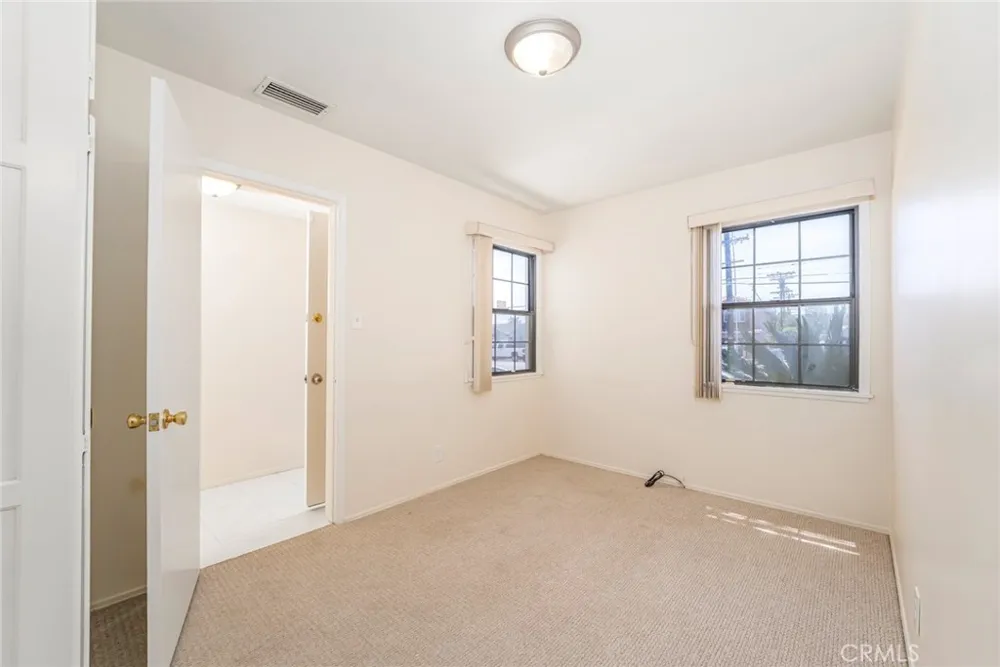 5209 Sepulveda Torrance, CA 90505