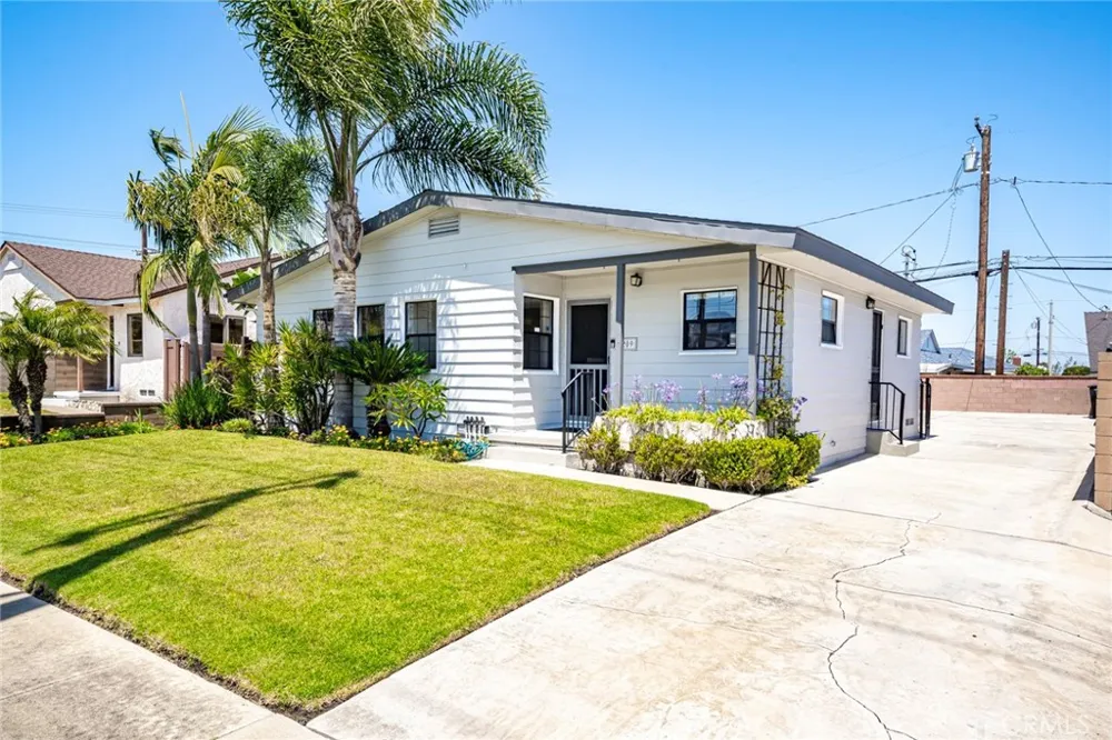5209 Sepulveda Torrance, CA 90505