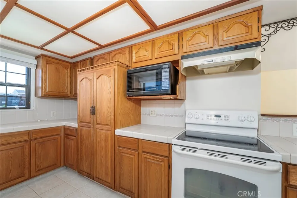 5209 Sepulveda Torrance, CA 90505
