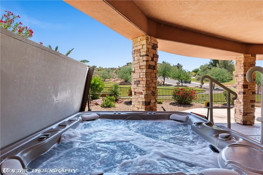 402 Links Drive Mesquite, NV 89027