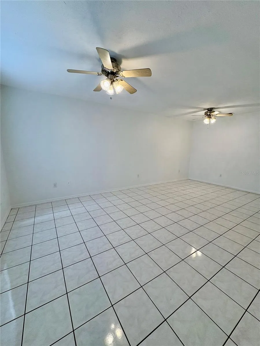 3243 FOREST OAKS COURT #117 Winter Park, FL 32792