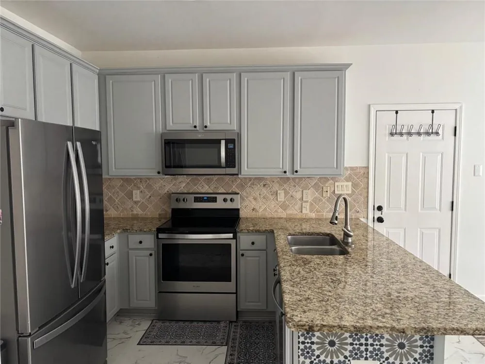 300 Harcourt Place Peachtree City, GA 30269