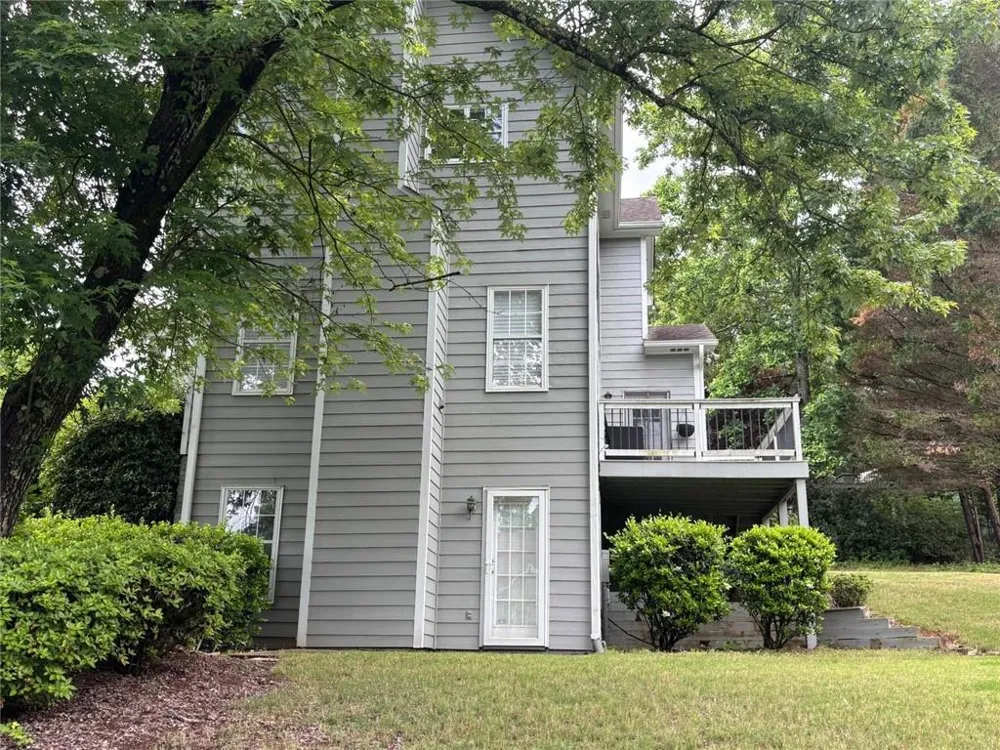 300 Harcourt Place Peachtree City, GA 30269