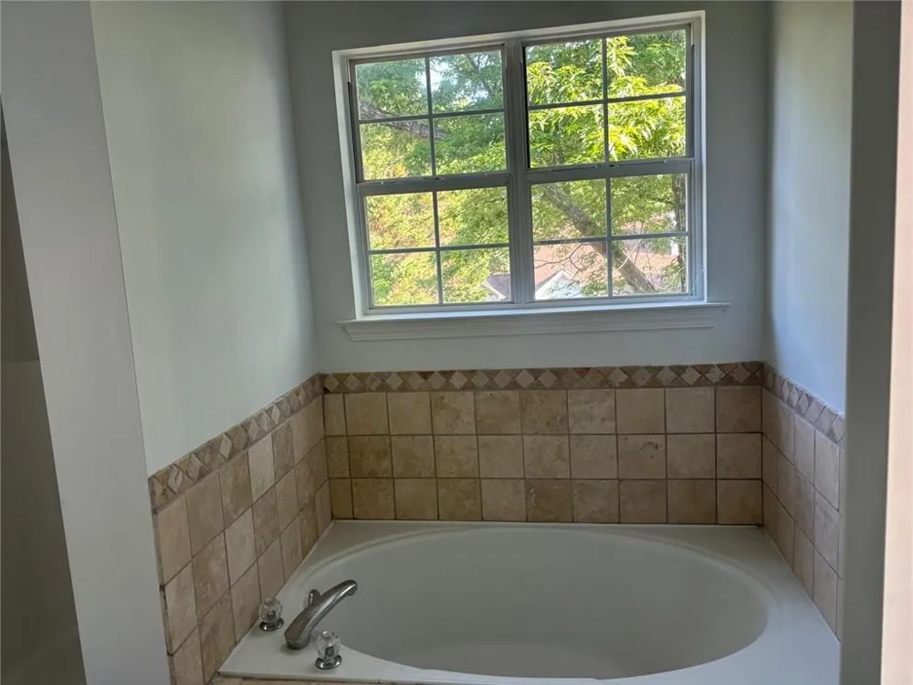 300 Harcourt Place Peachtree City, GA 30269