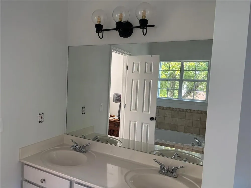 300 Harcourt Place Peachtree City, GA 30269