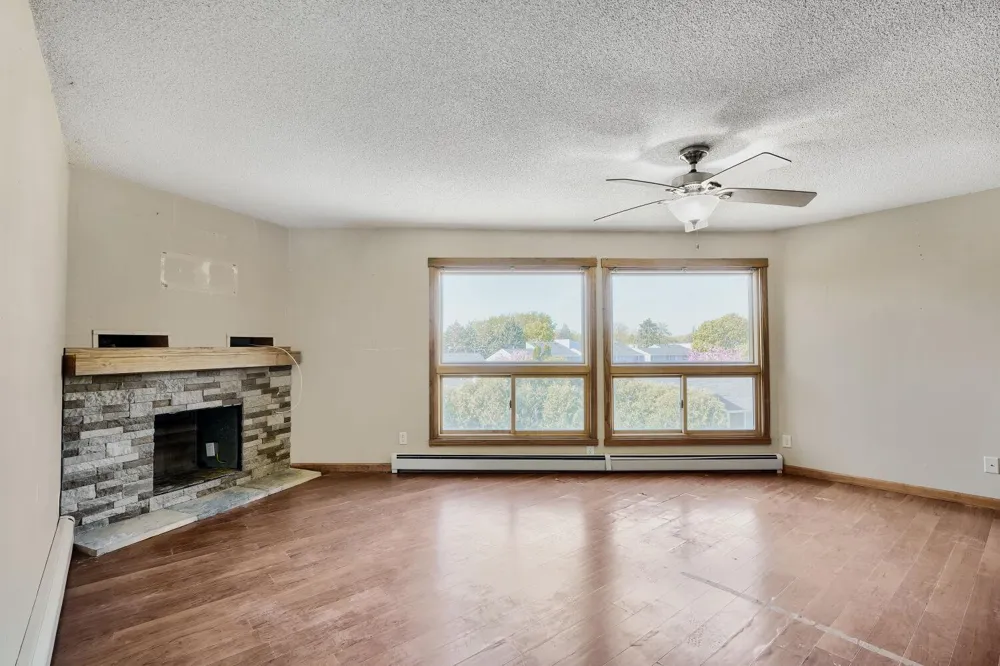 2495 Canabury Drive #334 Little Canada, MN 55117