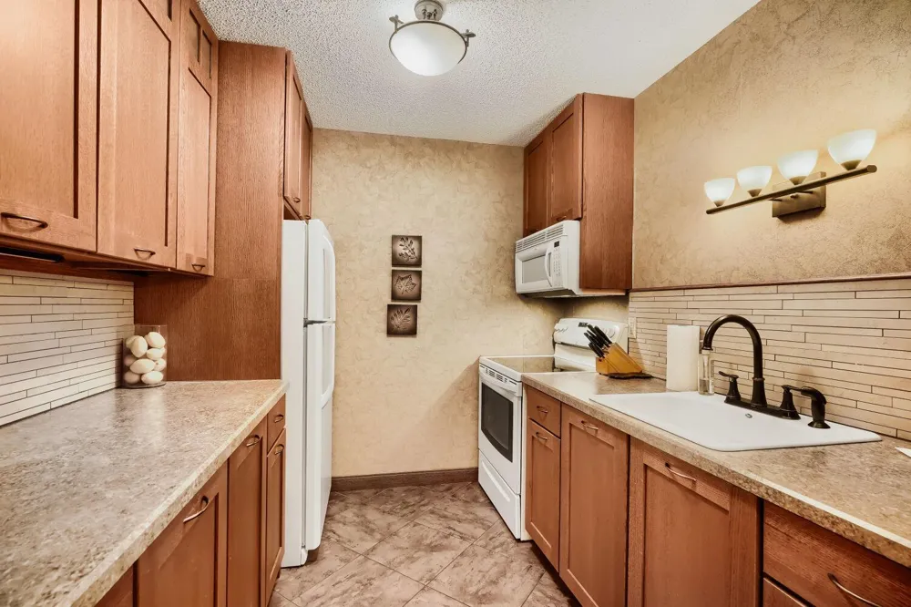 2495 Canabury Drive #334 Little Canada, MN 55117