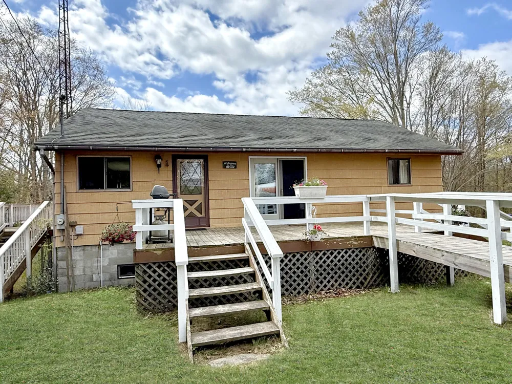 4179 E White River Drive Hesperia, MI 49421