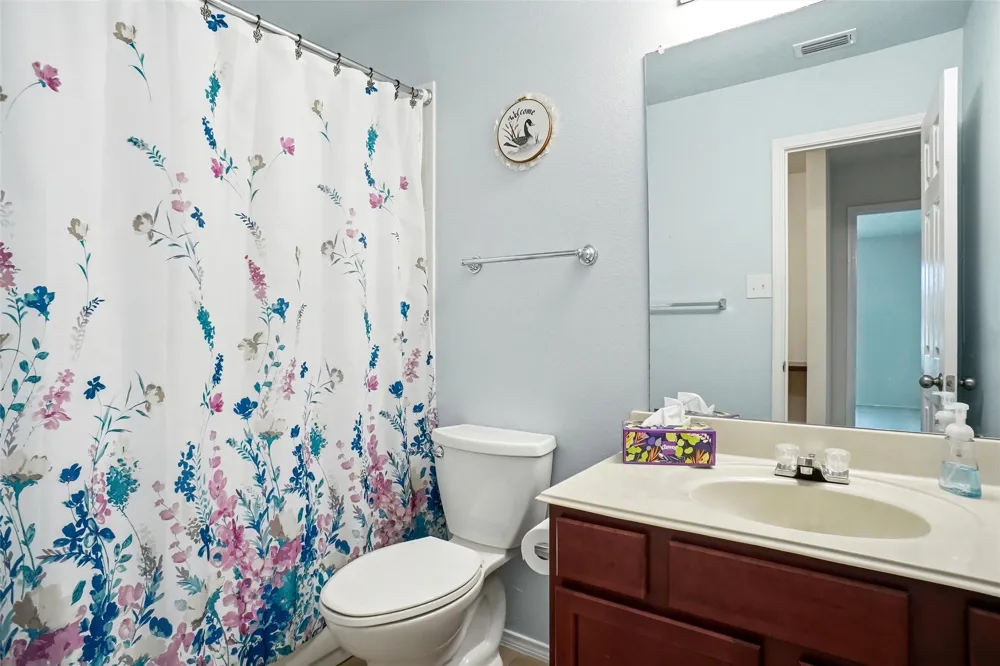 209 Broken Arrow Krum, TX 76249