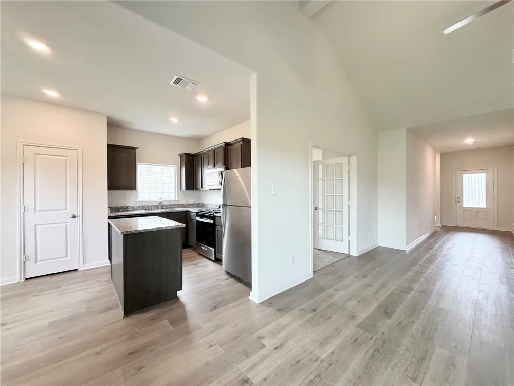 13404 Gitty Up Circle Cresson, TX 76035