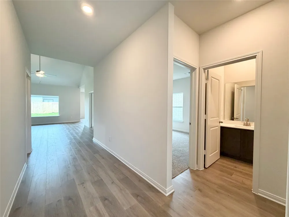 13404 Gitty Up Circle Cresson, TX 76035
