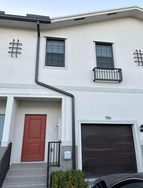 1116 SW 7th Ct