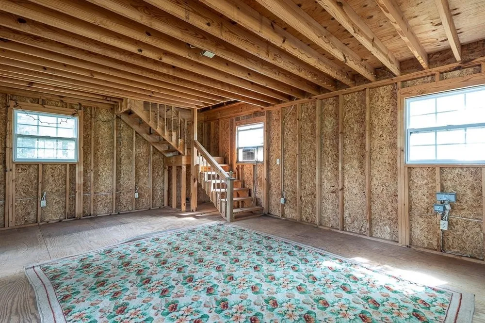 8643 POPLAR PIKE Memphis, TN 38138