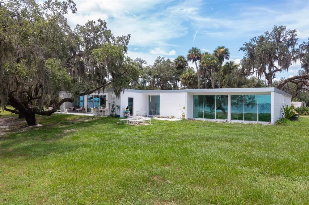 2600 FORT LANE ROAD Geneva, FL 32732